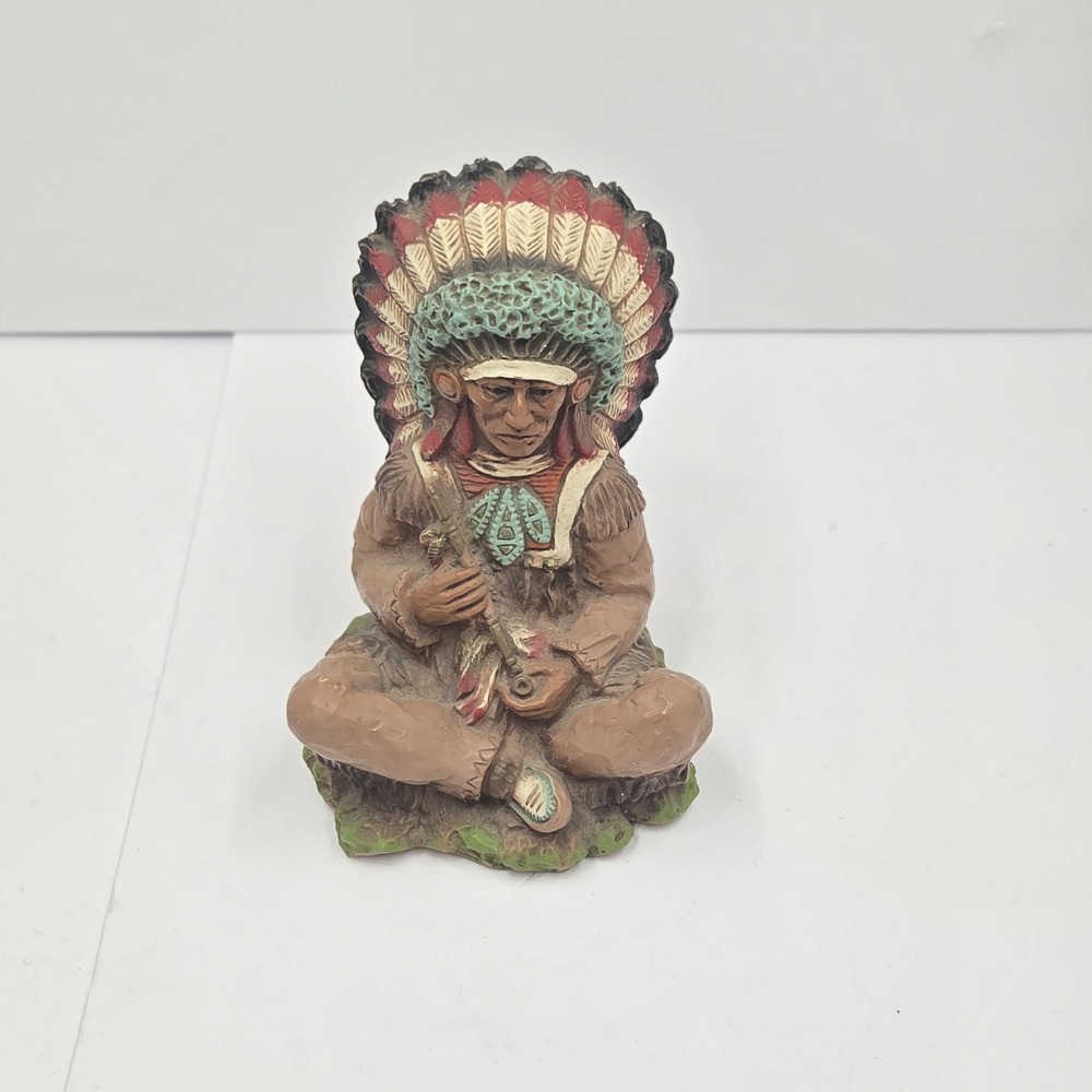 Vtg 1972 Universal Statuary Corp #225 Native American Indian Chief Peace Pipe 9"